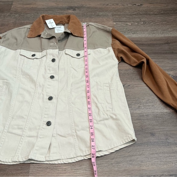 NWT Cotton On Cream and Brown Oversized Lightweight Jean Jacket XS/SMALL - Picture 9 of 9